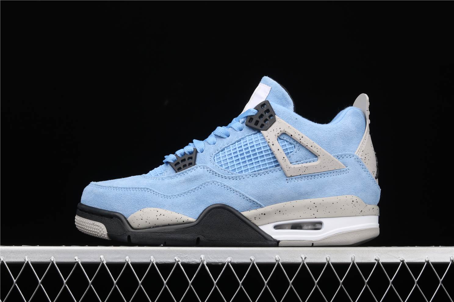 Air Jordan 4